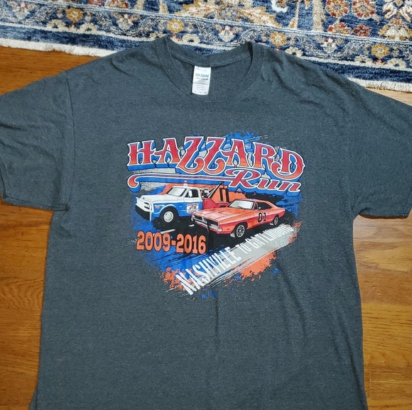 Gildan Graphic Tshirt Hazzard Run Years - Picture 10 of 10